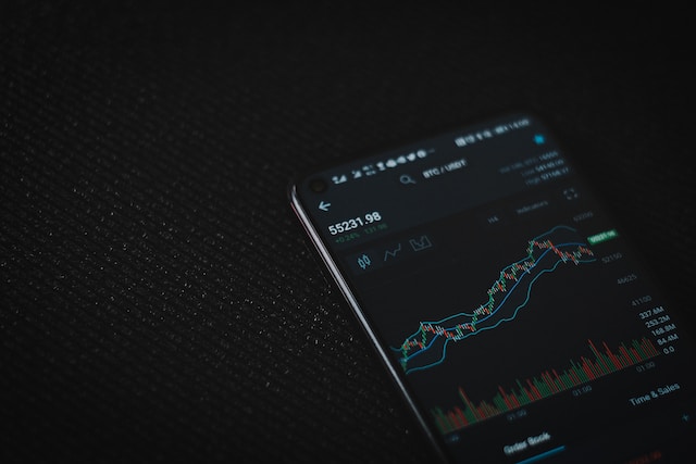 STOCKS TRADING & INVESTMENTS